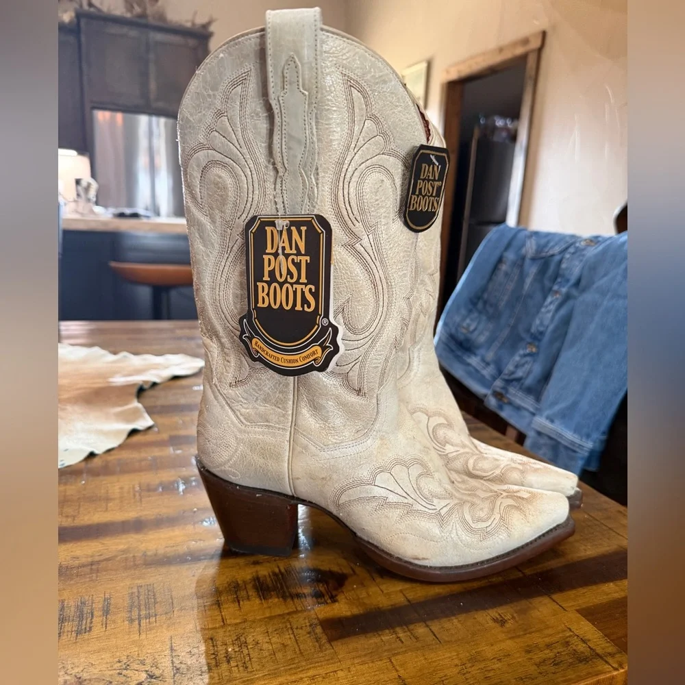 Dan Post Cream Western Boots - Picture 1 of 3